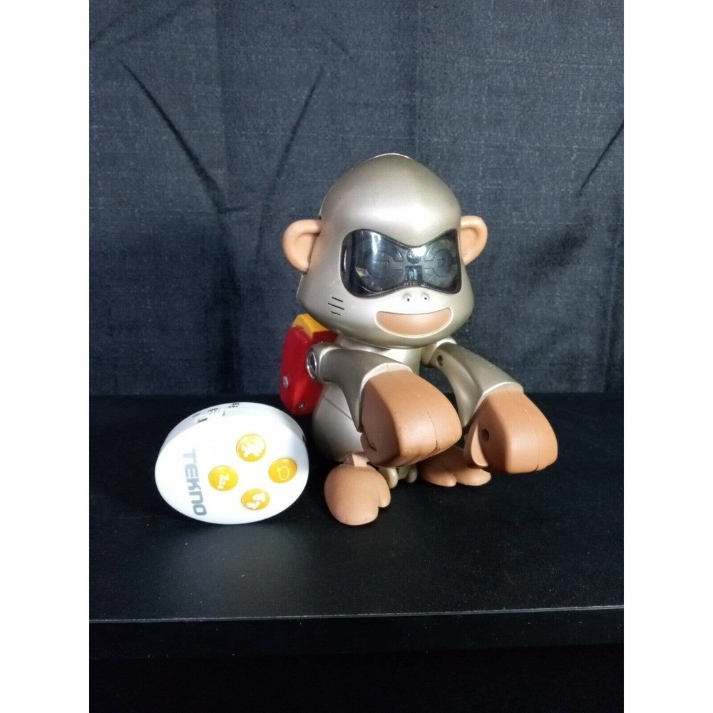 RARE Vintage 1990's Tekno Robotic Monkey Manley Quest Robot Chimp TESTED Works